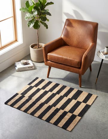 2' 9 x 3' 11 Hand Woven Kilim Modern Wool Rug