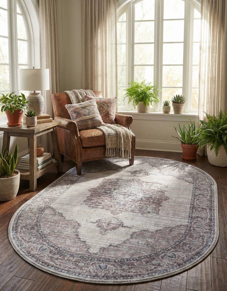 Detail image of 4' x 6' Washable Mangata Oval Rug