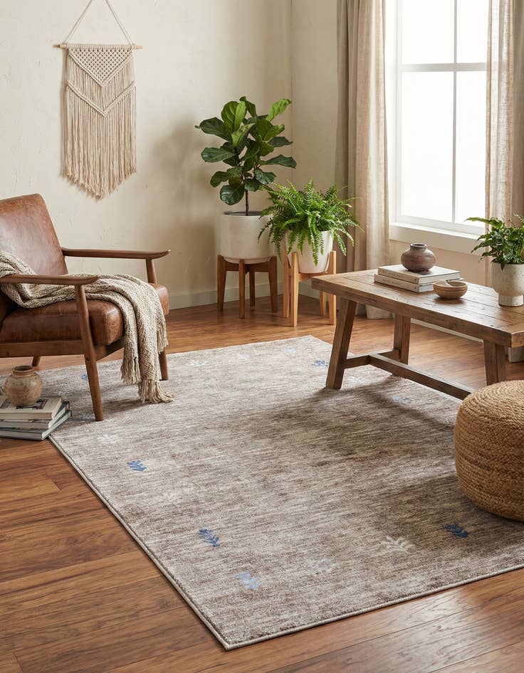 Detail image of 4' 1 x 6' 1 Gabbeh Rug