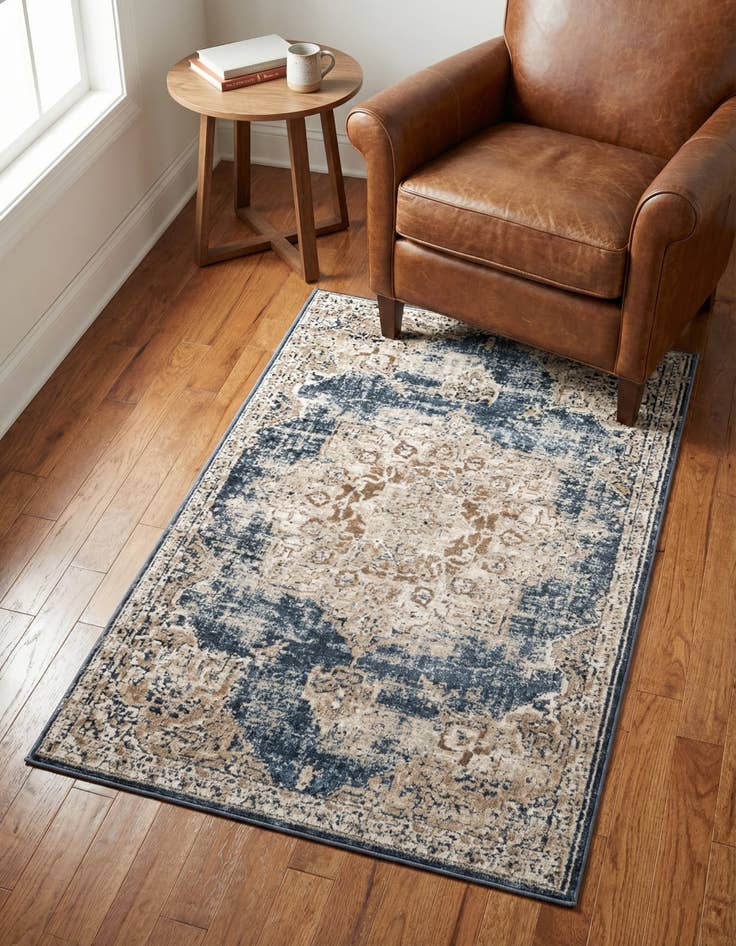 Detail image of 3' x 5' 3 Eliza Rug