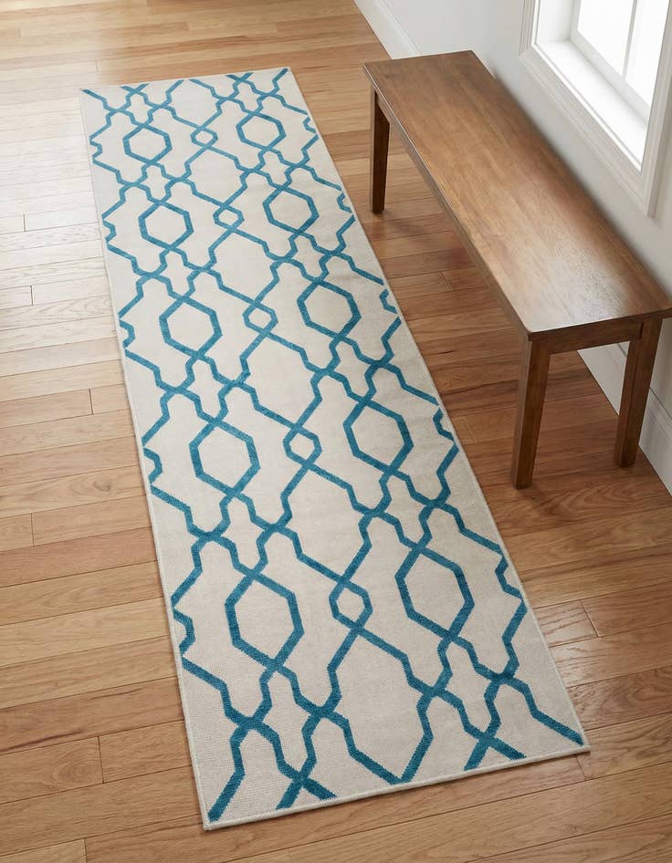 Detail image of 2' 2 x 6' Washable Oasis Indoor / Outdoor Runner Rug