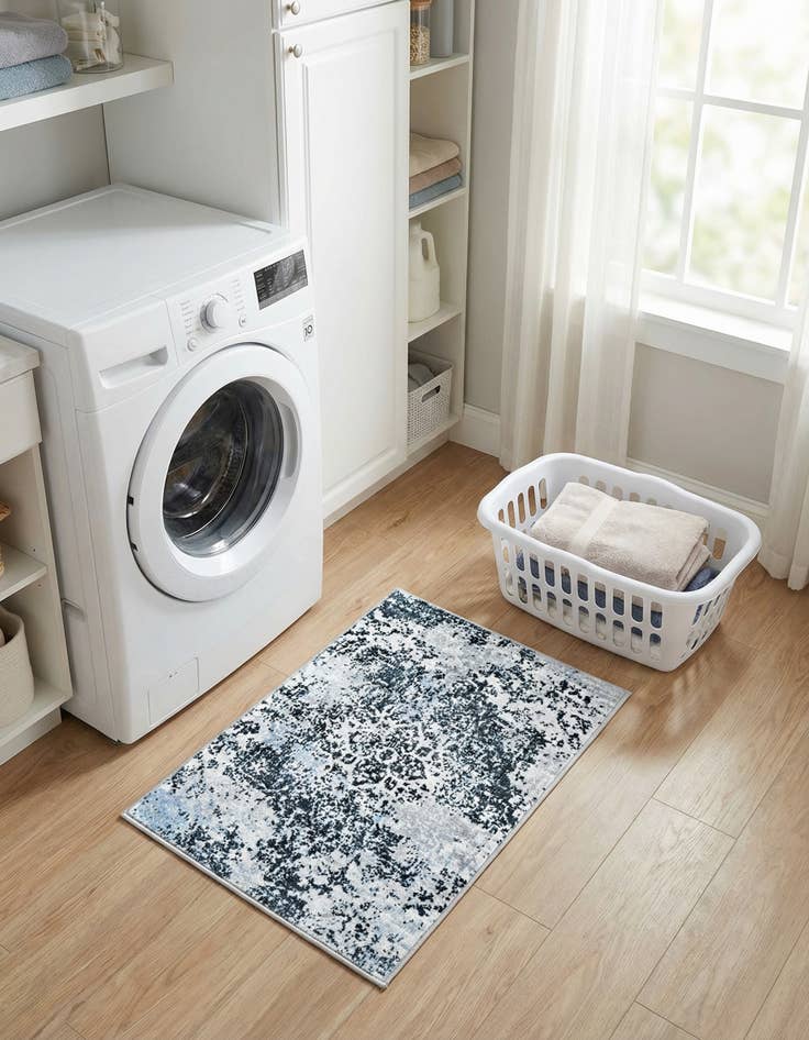 Detail image of 2' x 3' Kamala Washable Rug