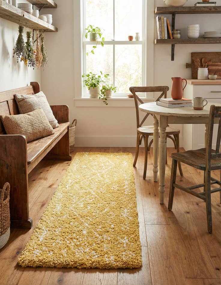 Detail image of 2' 7 x 6' Marrakesh Shag Runner Rug