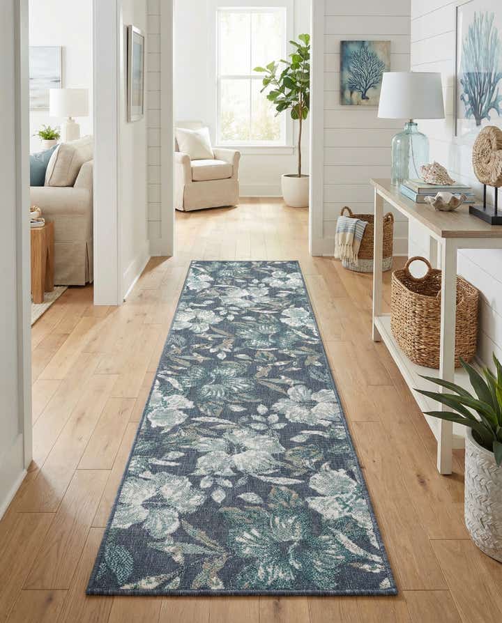 2' x 8' Easy-Clean Coastal Indoor / Outdoor Runner Rug