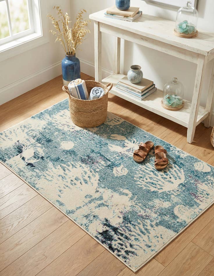 Detail image of 3' 3 x 5' 3  Washable Capri Rug