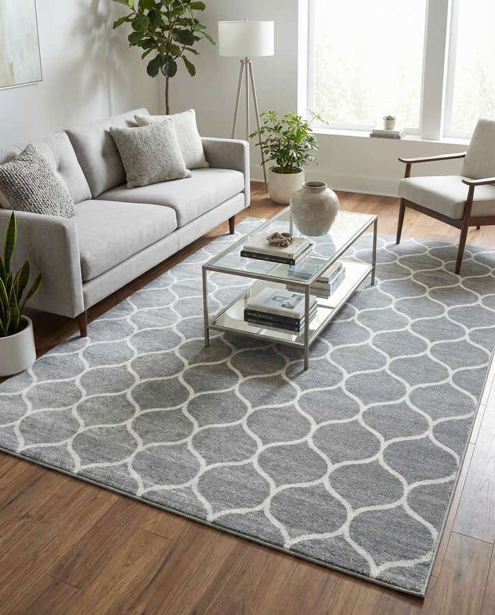 7' 10 x 10' Lattice Frieze Rug