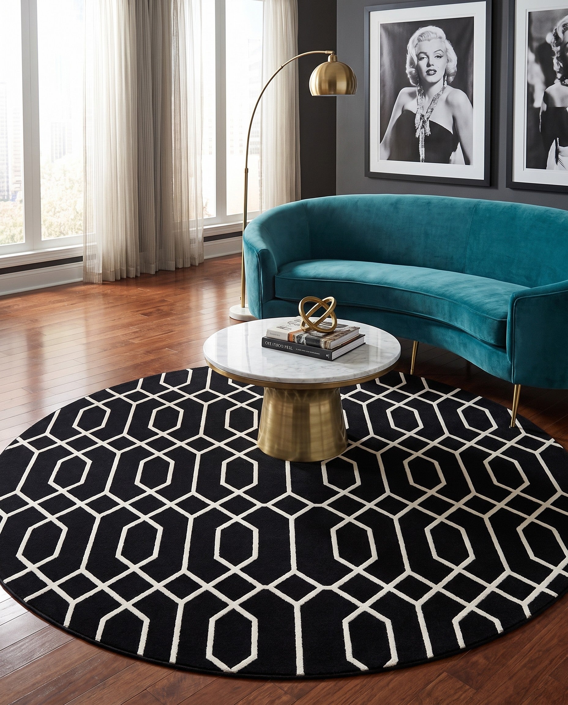 10' x 10' Marilyn Monroe™ Glam Trellis Round Rug