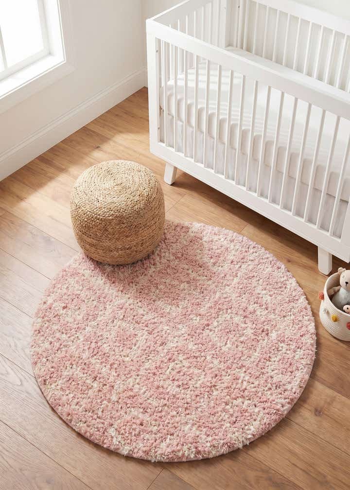 3' 3 x 3' 3 Trellis Shag Round Rug