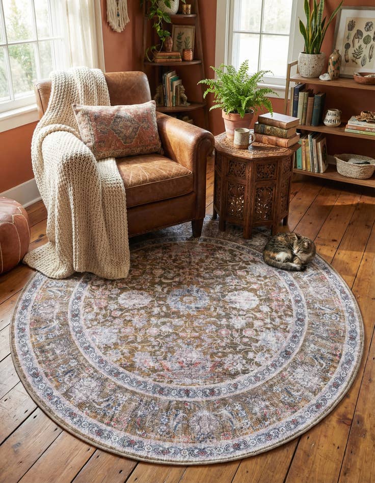 Detail image of 4' x 4' Yara Round Rug
