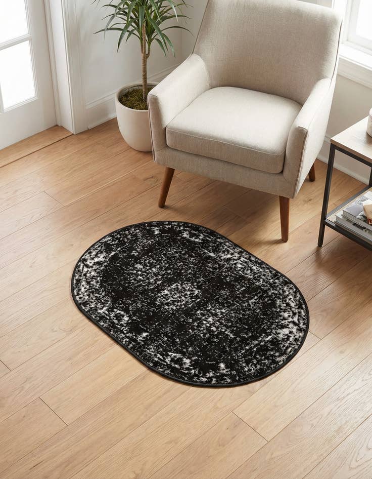 Detail image of 2' x 3' 1 Monaco Oval Rug