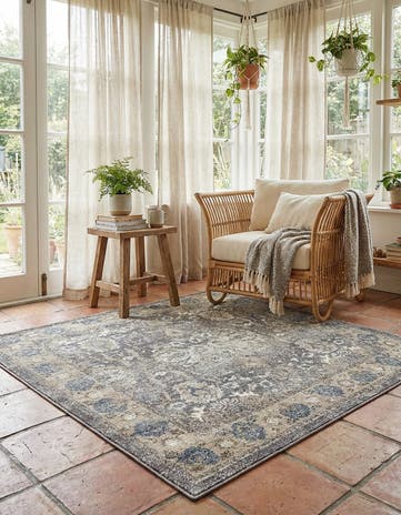 Gray Viola Square Rug
