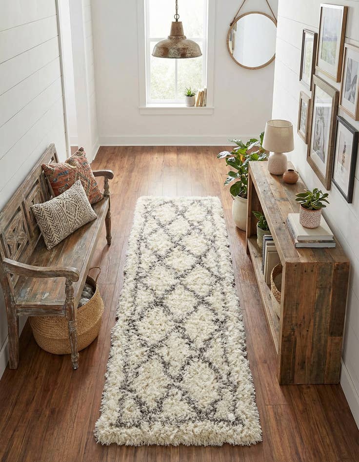 Detail image of 2' x 6' Infinity Shag Runner Rug