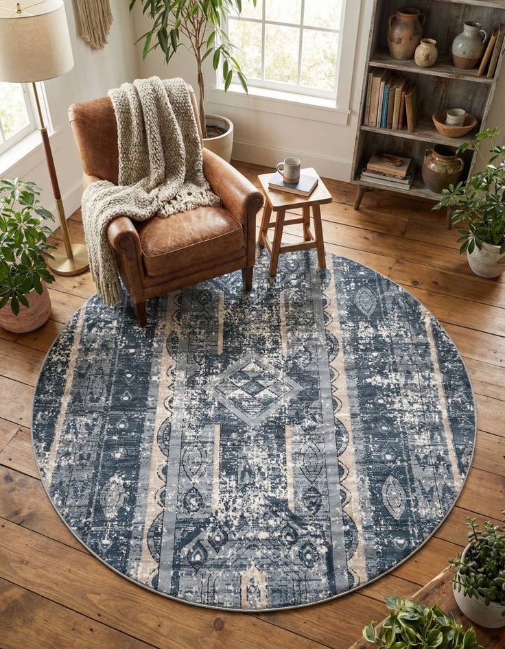 Detail image of 7' x 7' Oregon Round Rug