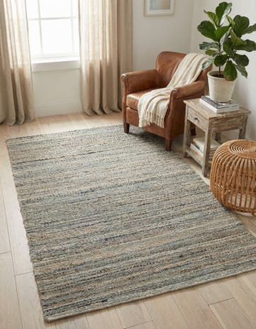 4' 1 x 6' 1 Hand Woven Palm Beach Jute Rug