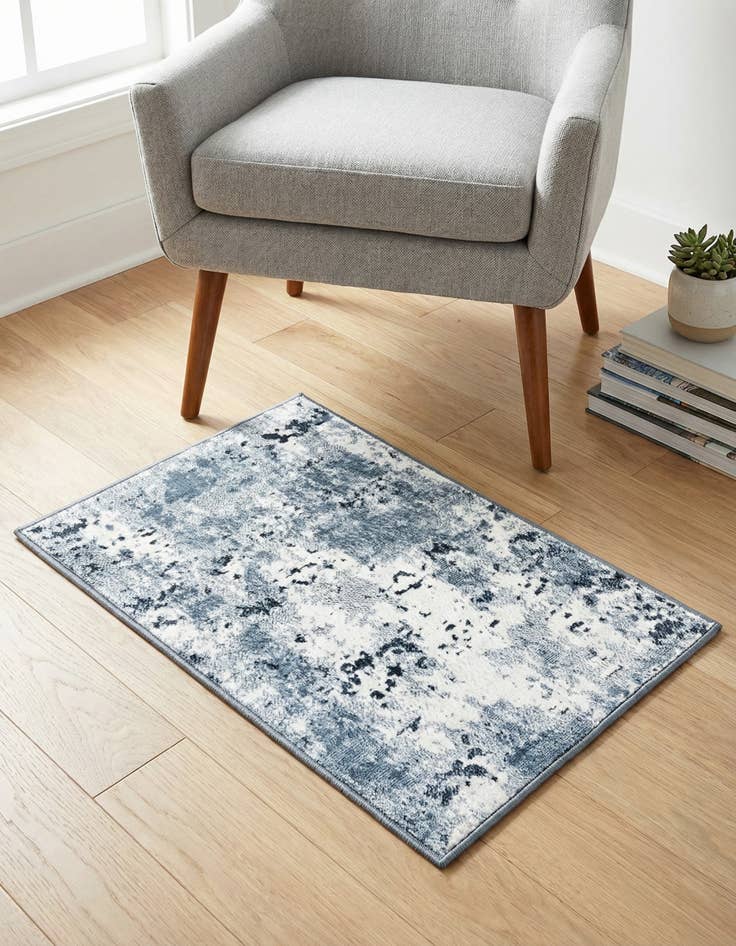 Detail image of 2' x 3' Aurora Rug