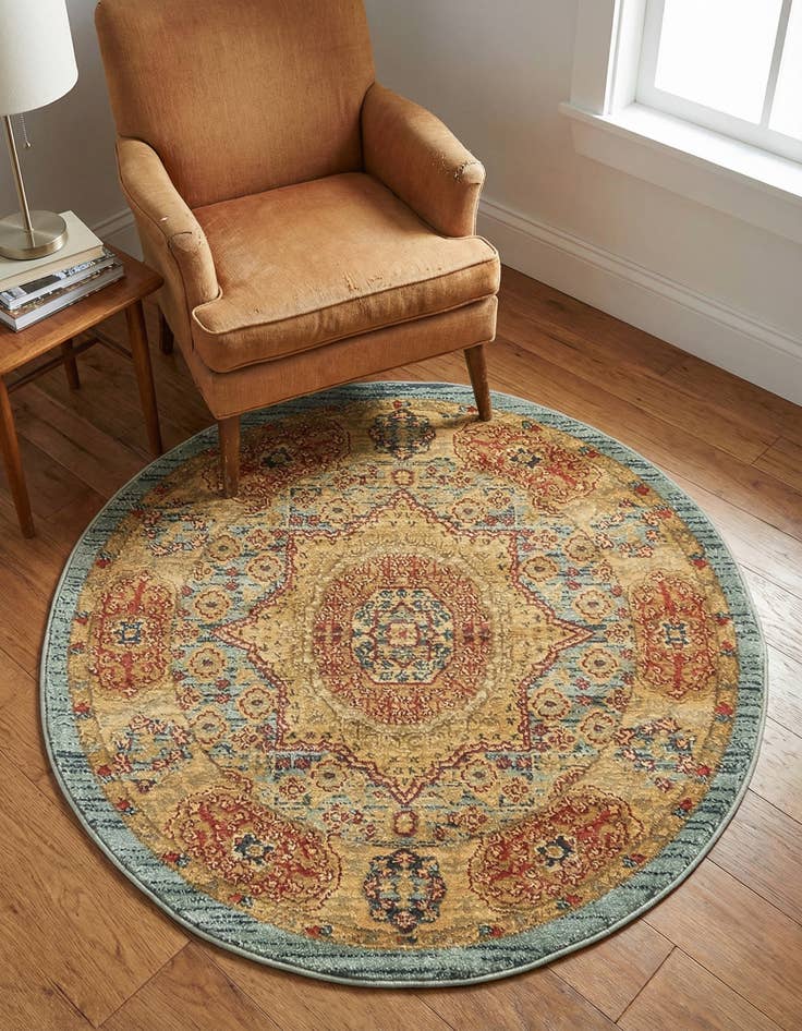 Detail image of 3' x 3' Mamluk Round Rug