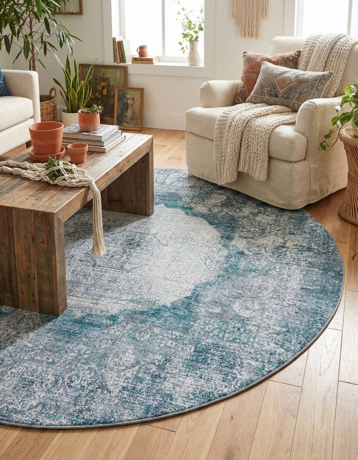 Detail image of 7' 10 x 7' 10  Washable Yara Round Rug