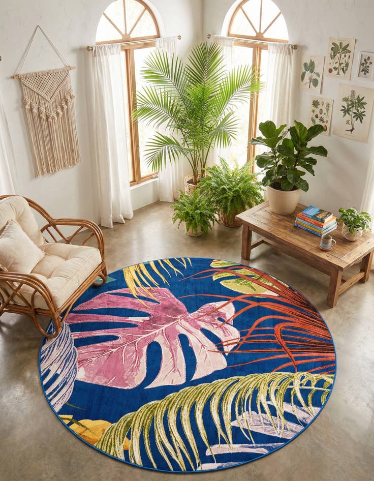 Detail image of 7' x 7' Blossom Round Rug