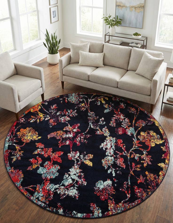 Detail image of 7' 10 x 7' 10 Madeline Round Rug