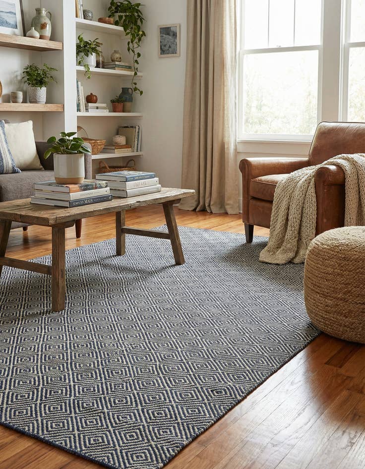 Detail image of 5' 1 x 8'  Hand Woven Geo Trellis Flatweave Rug