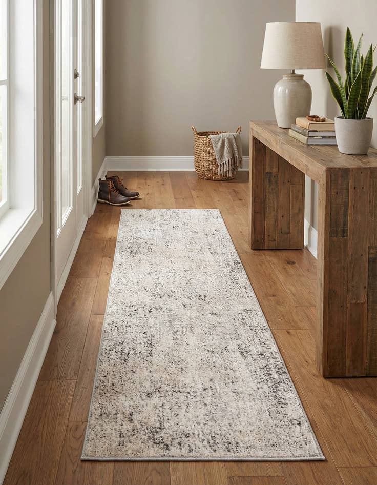 Detail image of 2' 2 x 6' Caspian Runner Rug