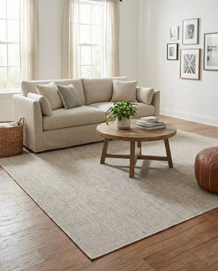Detail image of 5' 3 x 8' Easy-Clean Solid Indoor / Outdoor Rug