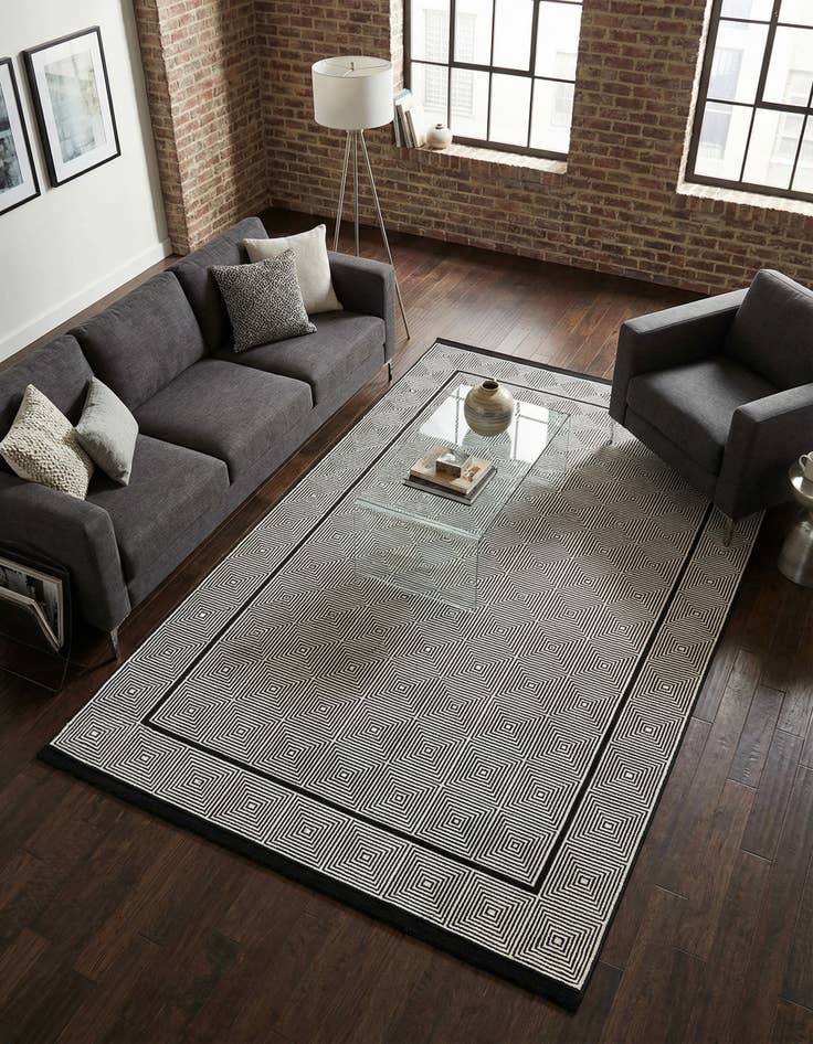 Detail image of 5' 3 x 8' Milano Rug