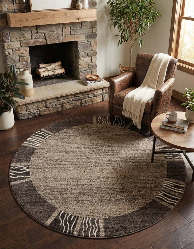 Detail image of 6' x 6' Angelica Round Rug