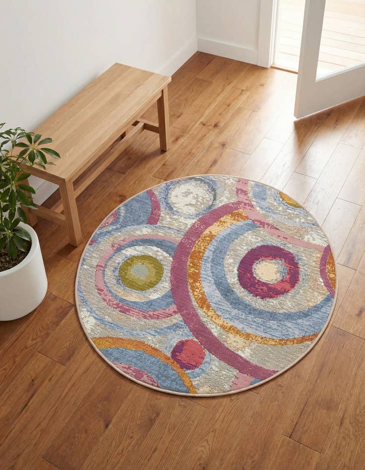 Detail image of 3' x 3' Washable Modern Indoor / Outdoor Round Rug