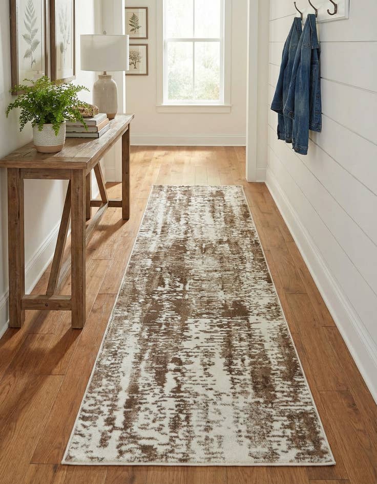 Detail image of 2' 7 x 8' Laguna Runner Rug