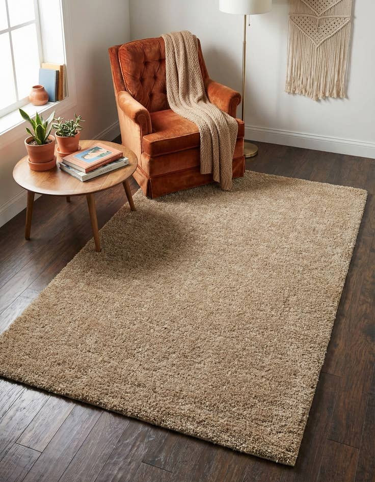 Detail image of 3' 3 x 5' 3 Soft Solid Shag Rug