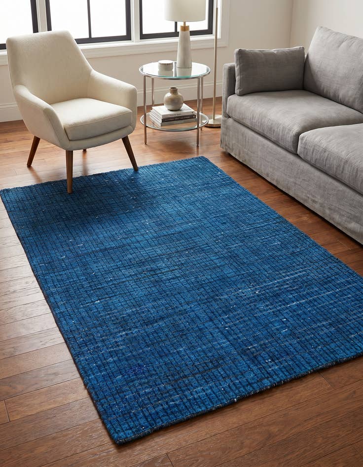 Detail image of 4' 1 x 5' 9 Hand Knotted Darya Wool Rug