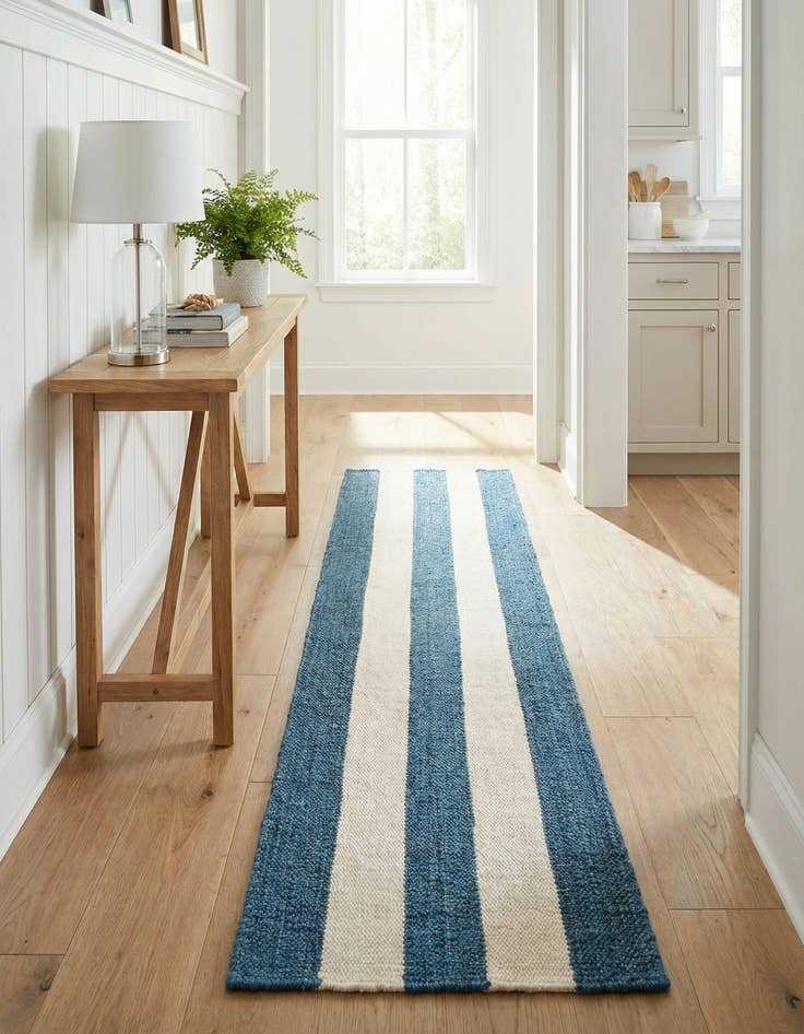 Detail image of 2' x 8' Hand Woven Jill Zarin Hamptons Runner Rug