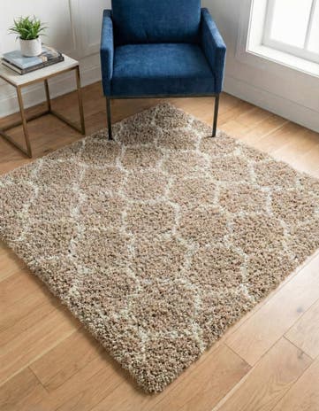 Light Brown Lattice Shag Square Rug
