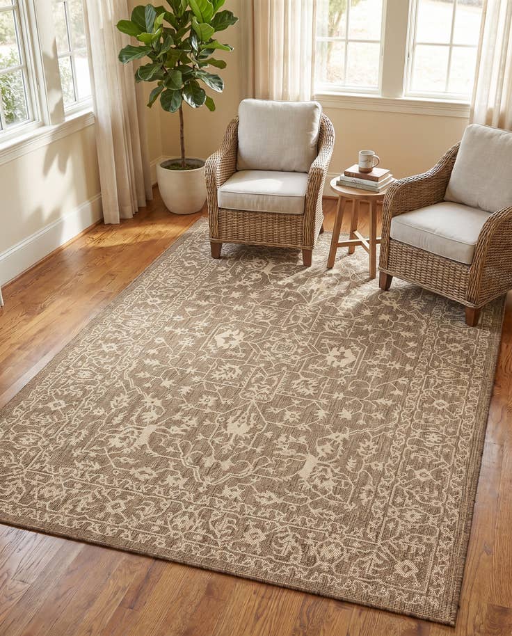 Detail image of 7' x 10' Easy-Clean Botanical Indoor / Outdoor Rug