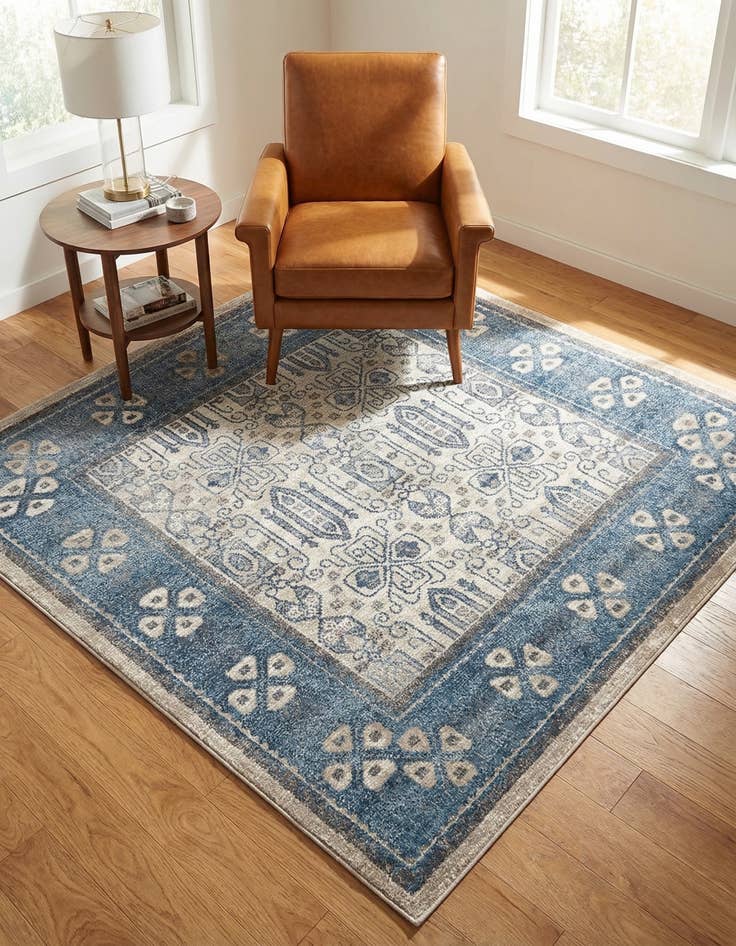 Detail image of 5' x 5' Viola Square Rug