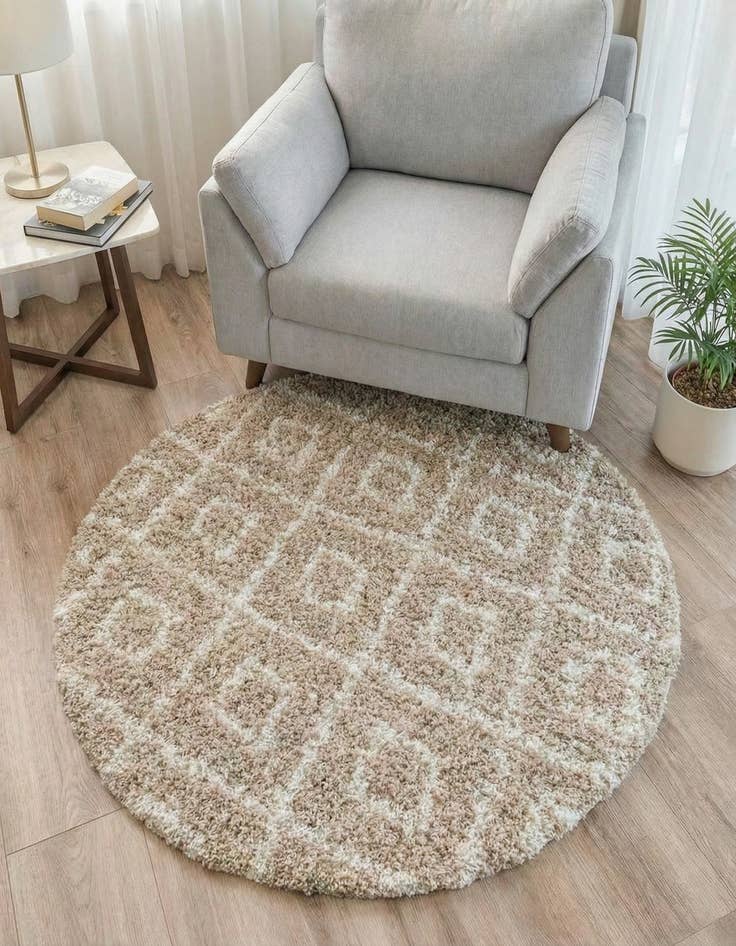Detail image of 3' 3 x 3' 3 Lattice Shag Round Rug