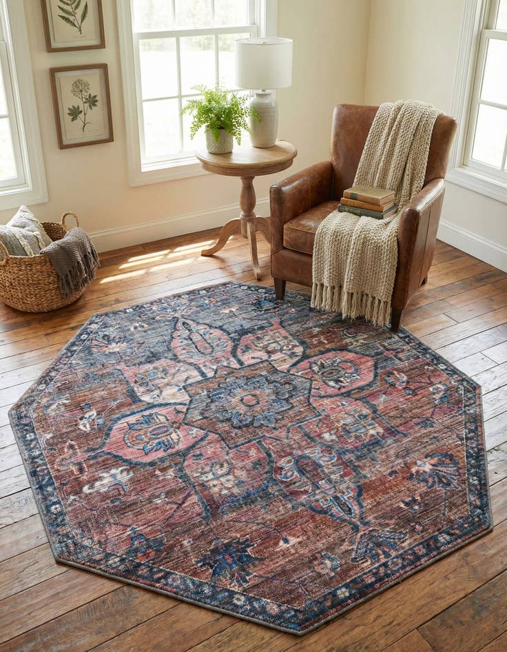 Detail image of 7' 10 x 7' 10 Washable Nostalgia Octagon Rug