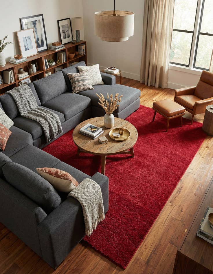 Detail image of 10' x 13' Solid Frieze Rug