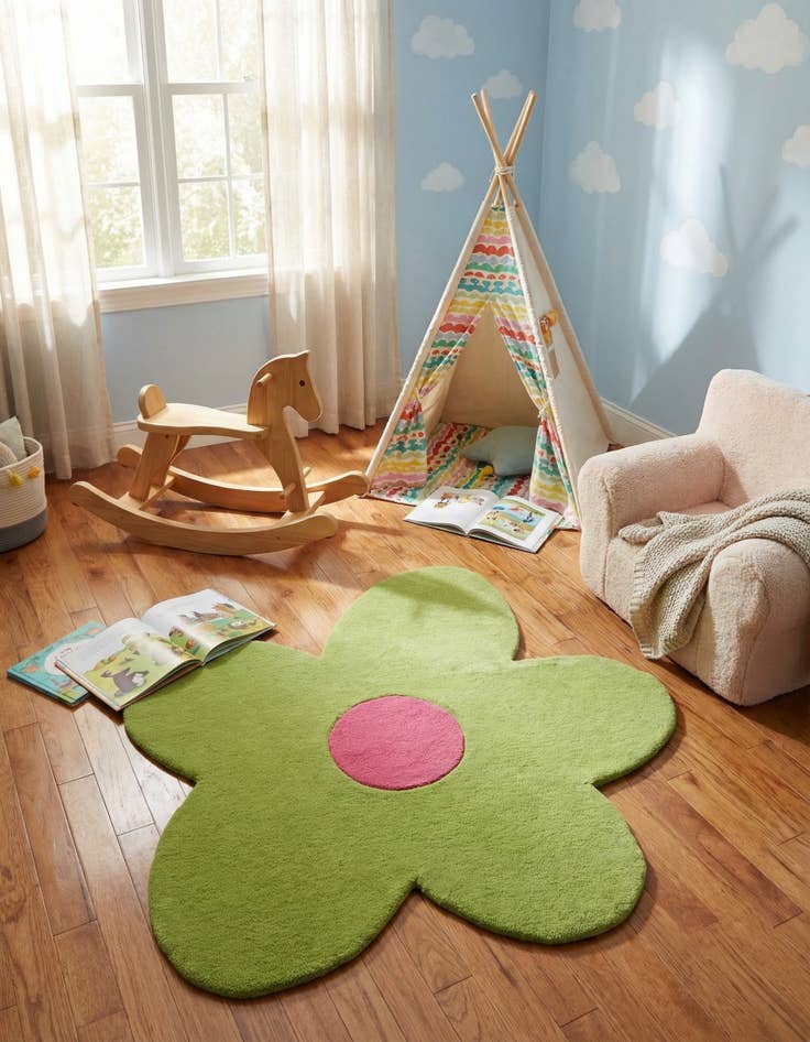 Detail image of 4' 1 x 4' 1 Happy Rugs Funky Flower Wool Round