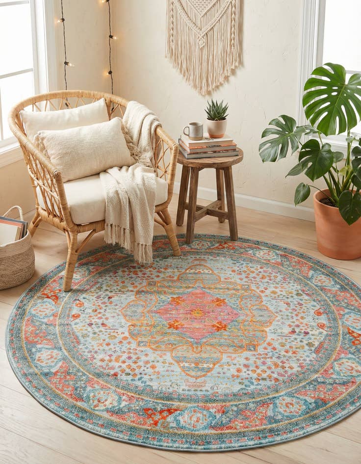 Detail image of 5' 5 x 5' 5 Santiago Round Rug