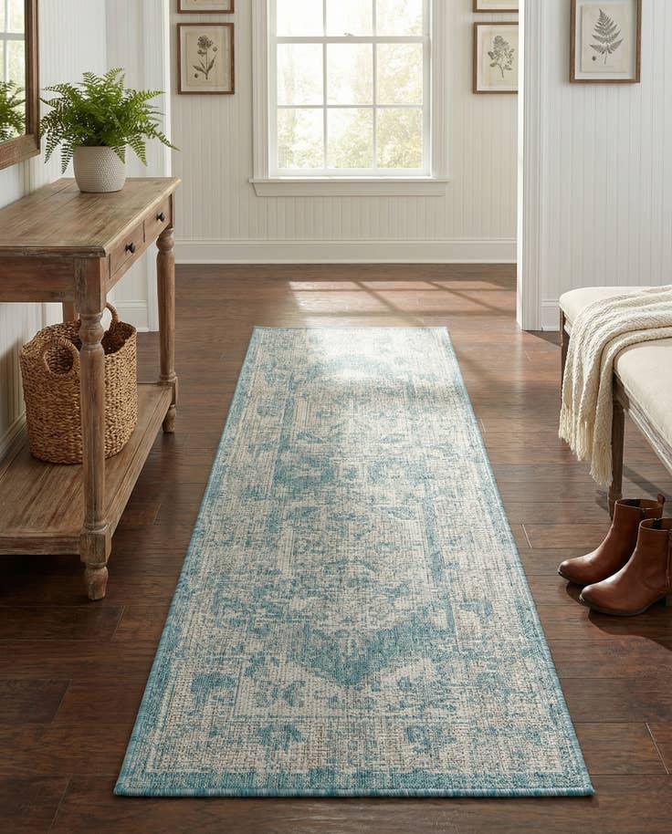 Detail image of 2' x 6' Easy-Clean Traditional Indoor / Outdoor Runner Rug
