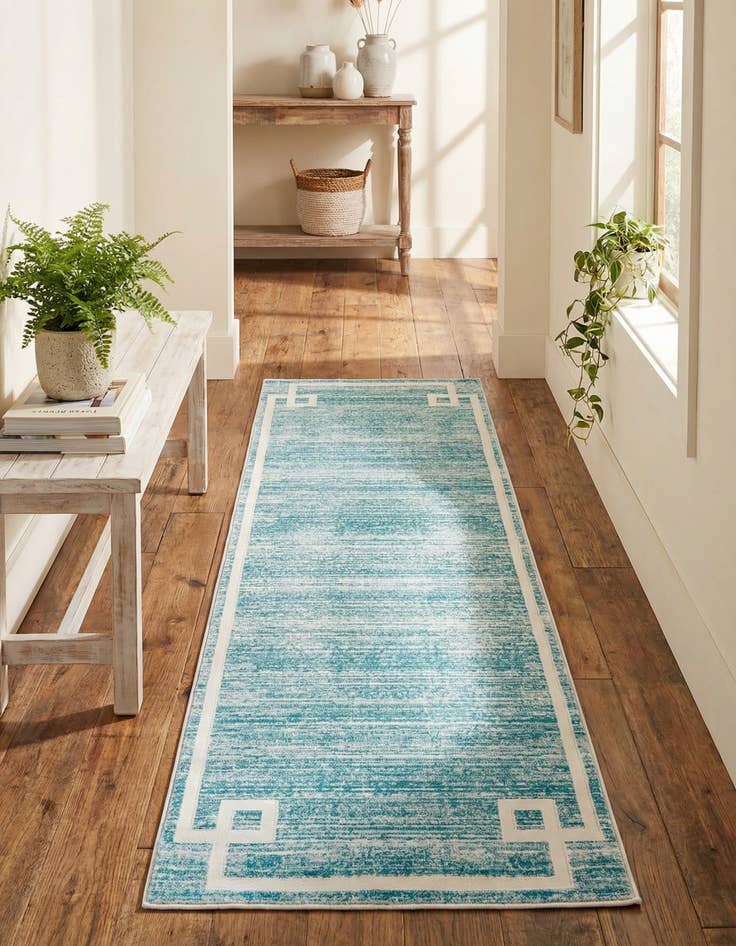 Detail image of Jill Zarin 2' 7 x 8' Uptown Lenox Hill Runner Rug