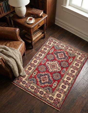 2' 8 x 4' Hand Knotted Kazak Rug