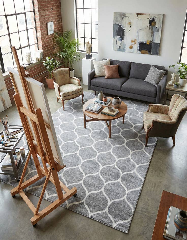 Detail image of 10' x 13' Lattice Frieze Rug