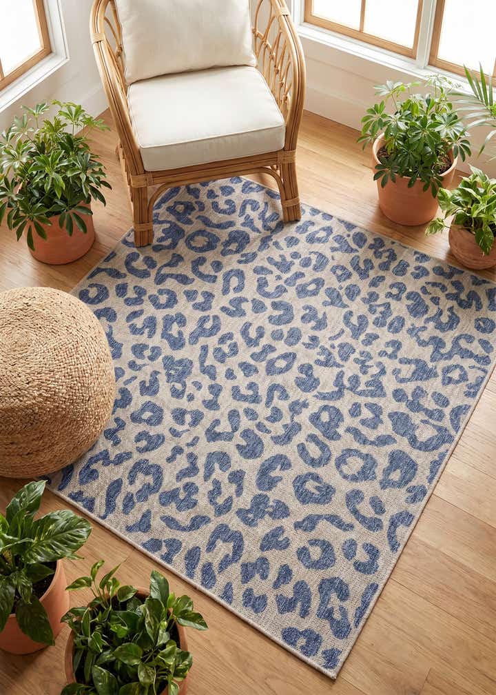 5' 3 x 5' 3 Easy-Clean Safari Indoor / Outdoor Square Rug