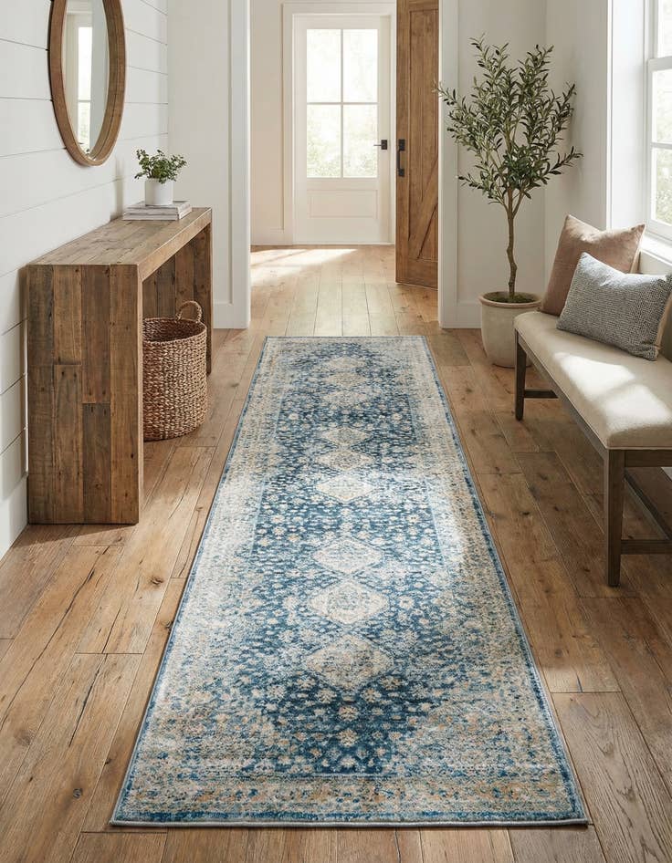Detail image of 2' 7 x 10' 2 Newport Runner Rug