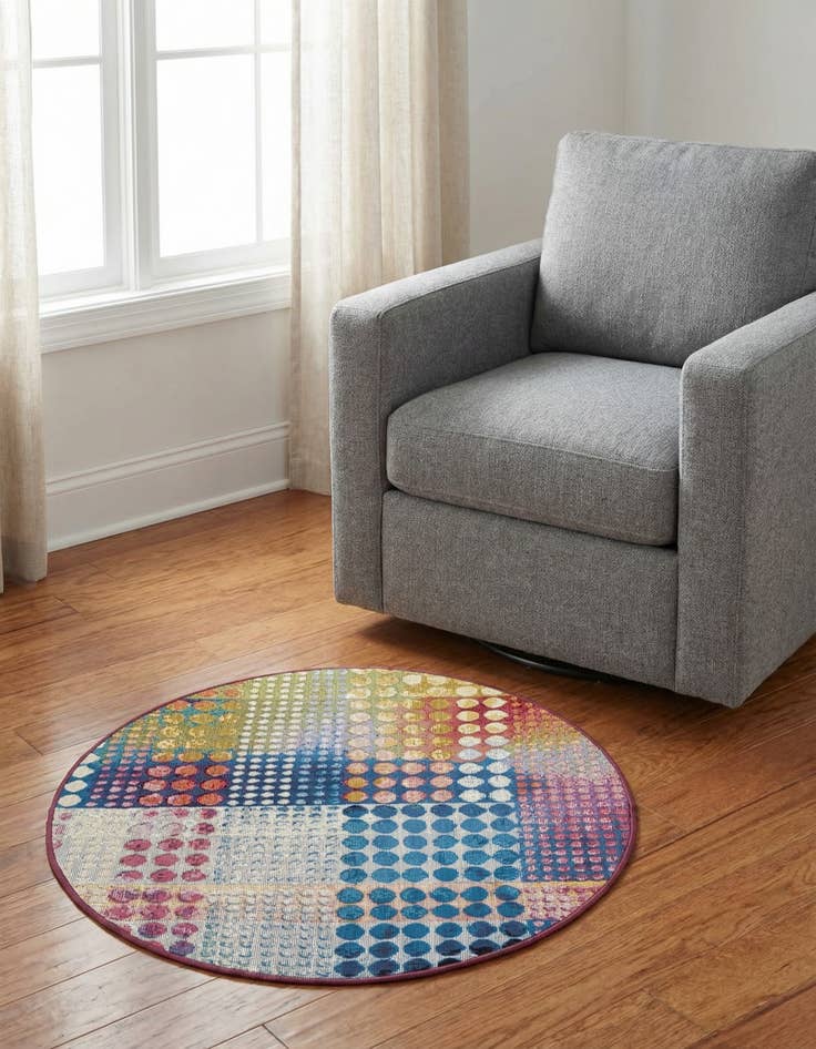 Detail image of 3' x 3'  Washable Modern Indoor / Outdoor Round Rug