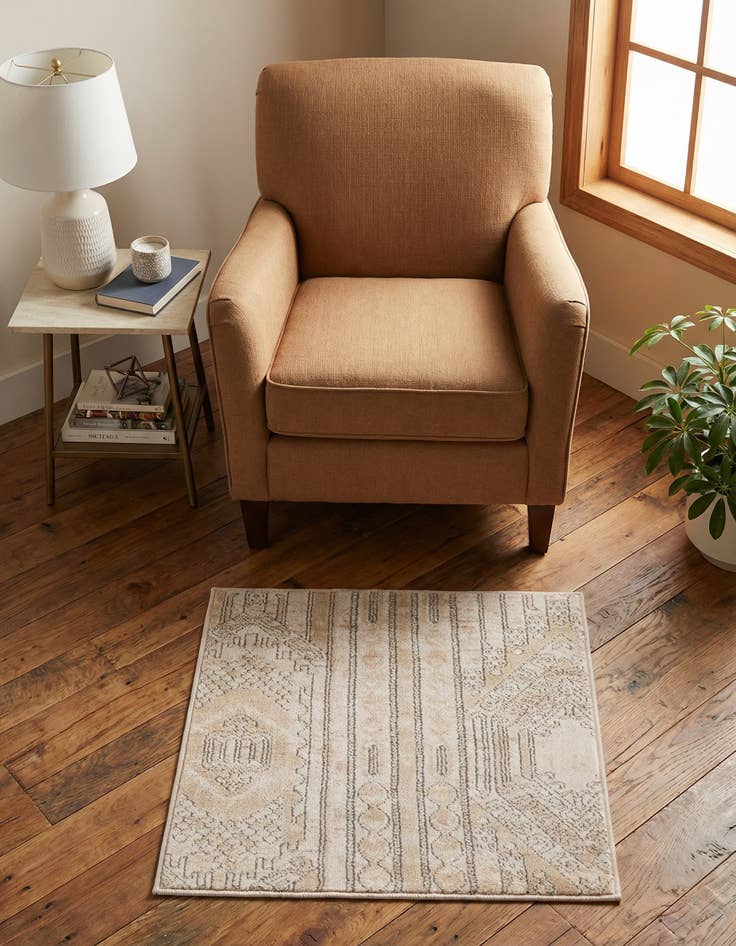 Detail image of 2' 2 x 3' Oregon Rug