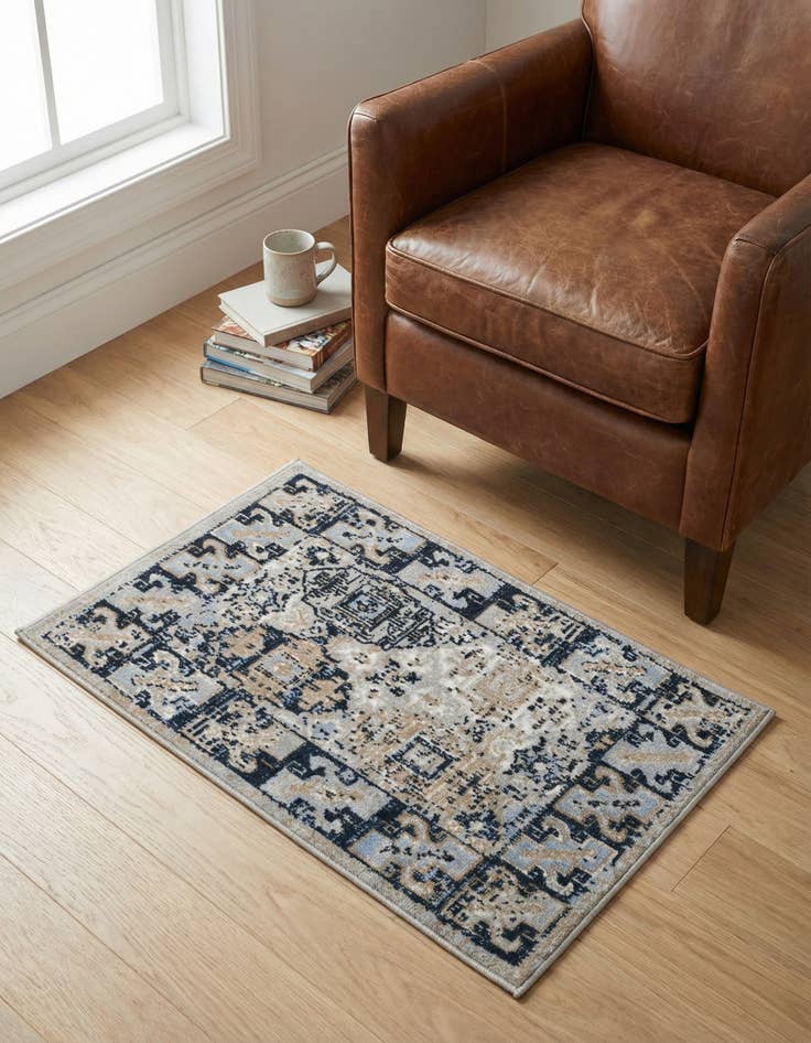 Detail image of 2' x 3' Kamala Washable Rug